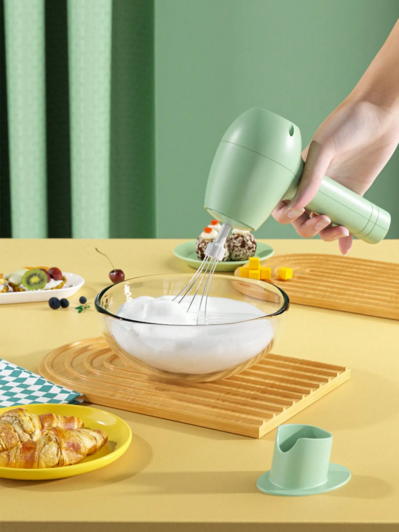 Robot da cucina da 1 pezzo, ricaricabile con 2 fruste, supporto batteria da 800 mAh, cavo di ricarica USB, adatto per battere le uova, frappè, C