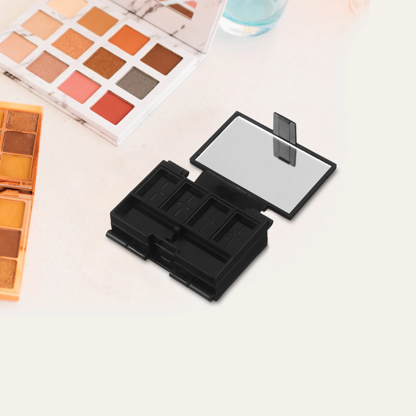 

Folding Makeup Palette Compact Empty Tray Eyeshadow Blush Highlighter Travel Portable Mini Organzier Black Plastic