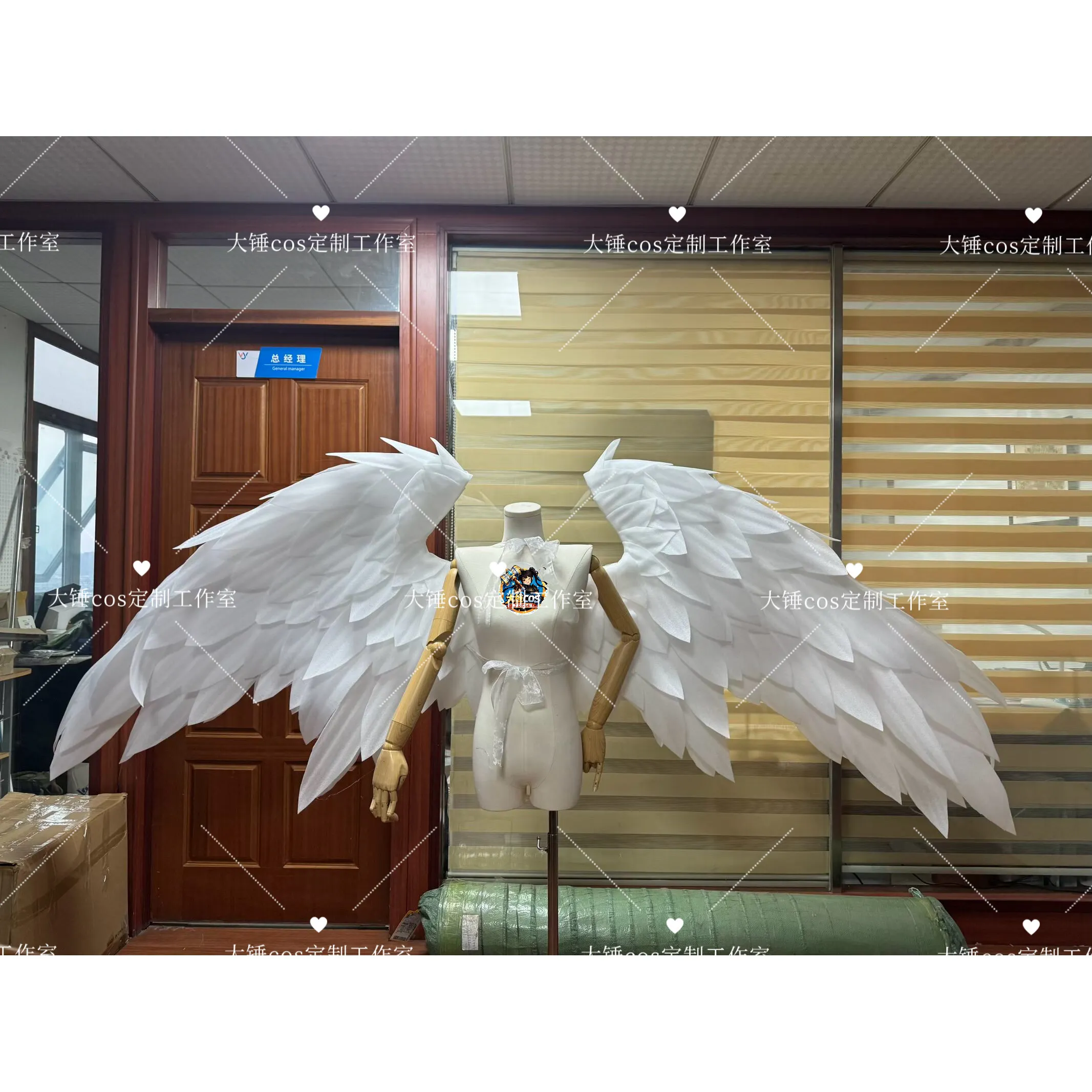 

White Wing Cosplay Feathered Adult Wings for Halloween Costumes Role Play Party Purim Carnival Prop