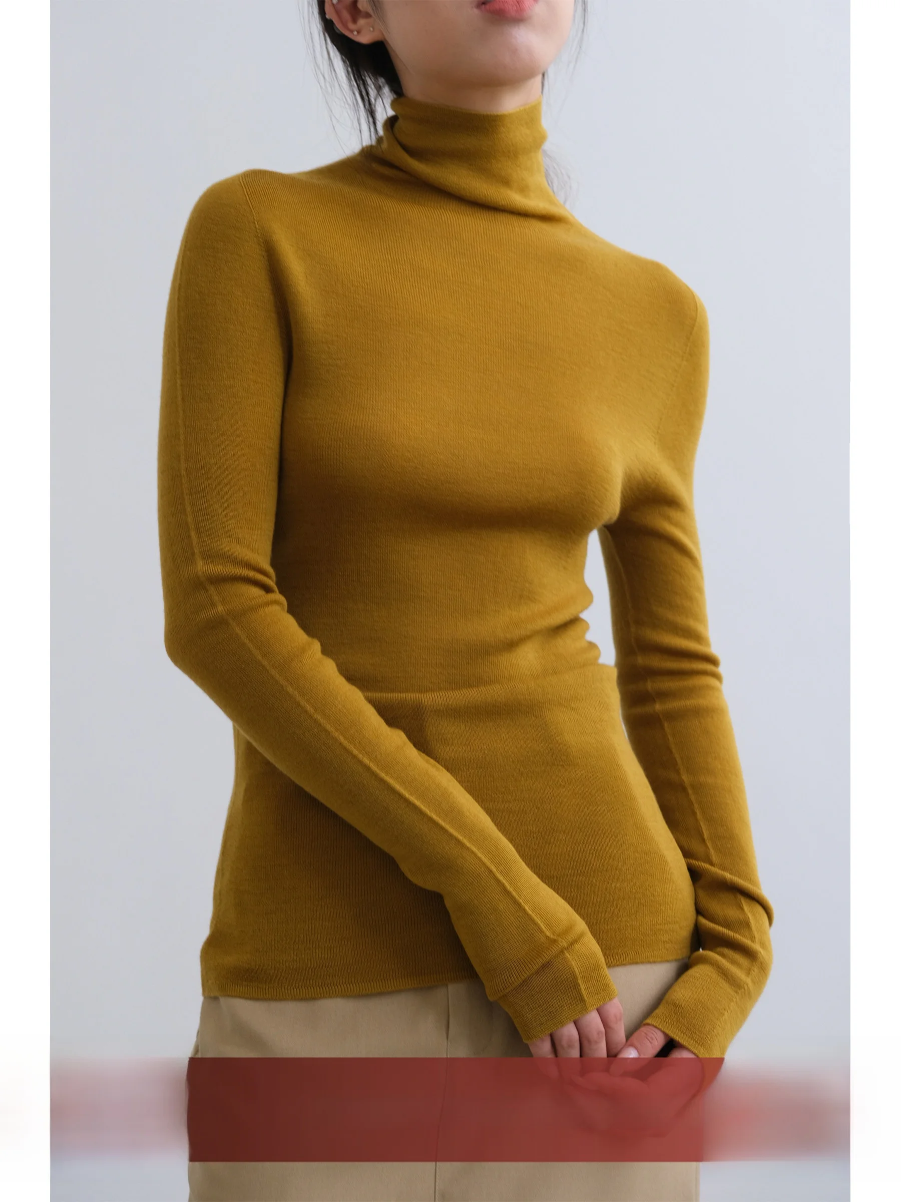 

Sl Yangzhou Yarn Knitted Wool Base Layer Top for Women Commute Sle Simple Design Autumn Collection Woolen Fabric
