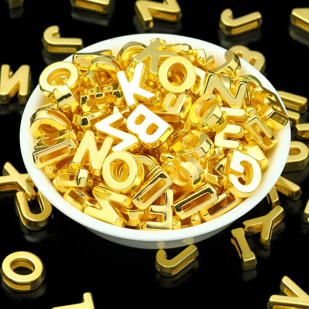 الحروف الإنجليزية شكل الاكريليك الذهبي فضفاض الفواصل الخرز لصنع المجوهرات اليدوية سوار ذاتي الصنع إكسسوارات عقد 78 قطعة #2