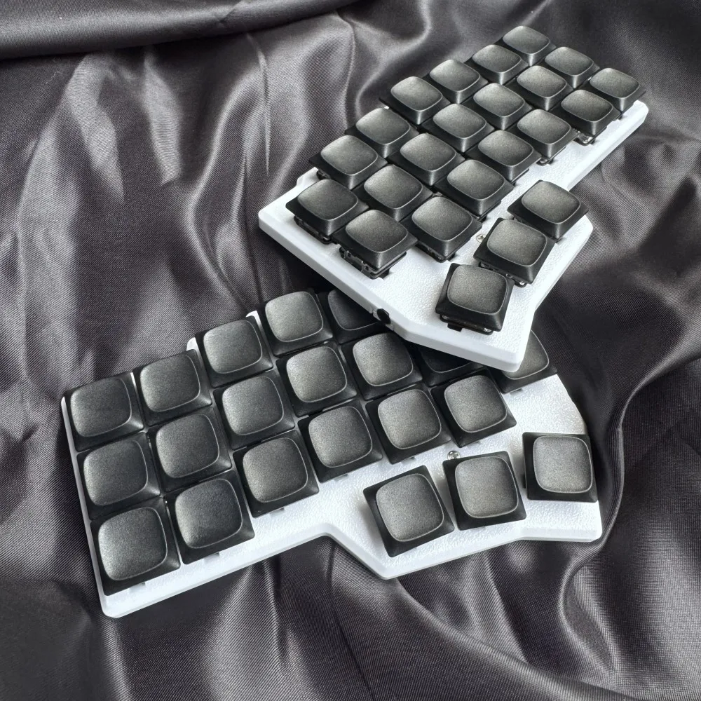 Corne V4.1 Choc Клавиатура 3x6 Низкопрофильная раскладывающаяся клавиатура с возможностью горячей замены Пользовательский комплект проводной звуковой клавиатуры RGB Флакон Эргономичный Teclado Gamer