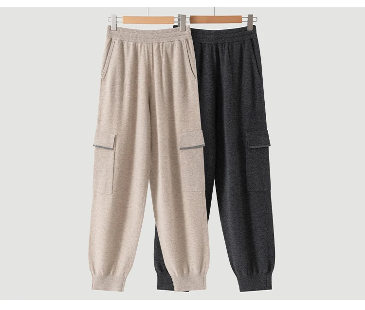 BD3621770 Damen-Cargohose aus 100% Kaschmir mit Kettenbesatz, Cargotasche, elastischem Bund, gerippten Bündchen, entspannter Schnitt, Frühherbst – Detail 8