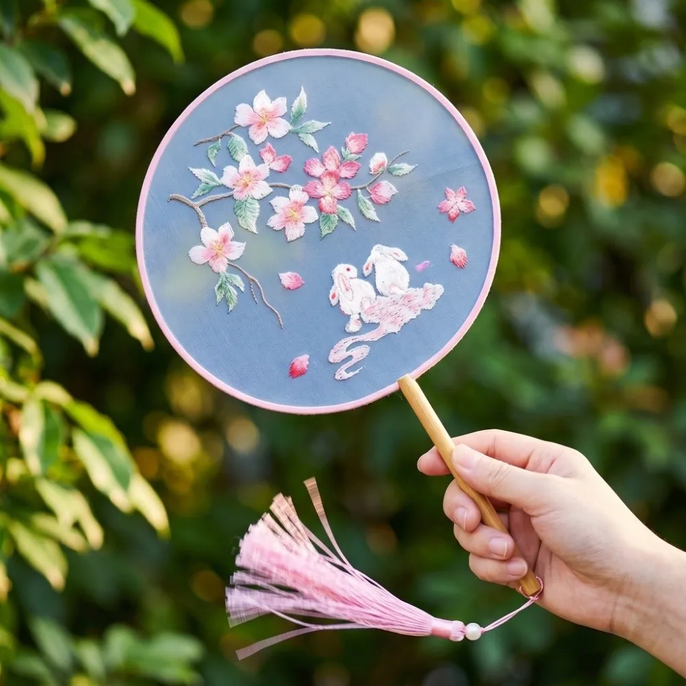 Double-sided Embroidery Hand Round Fan Floral Pattern Classical Silk Embroidery Fan Fairy-like Chinese Style