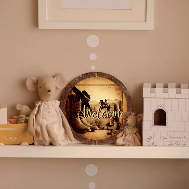 Rustic White Aluminum Metal Sign, Distressed Western Wreath Design, Cowboy Themed Decoration, Durable, Weather Resistant