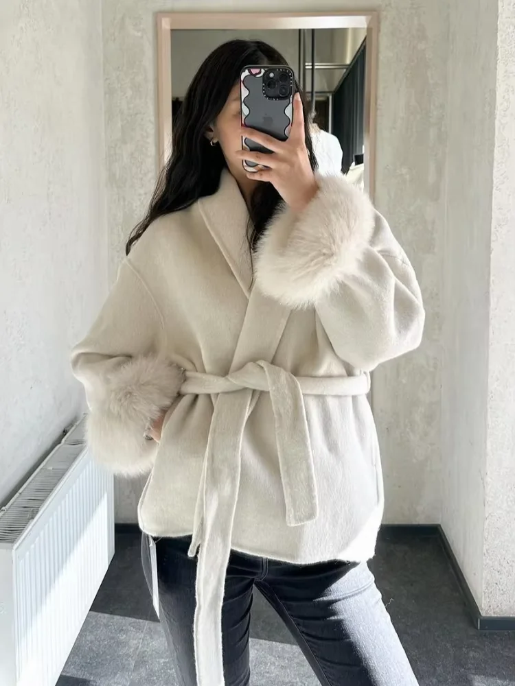 

2025 New Winter Lady Solid Woolen Blend Coats Fashion Warm Women's Coat Furry Sleeves Loose Jacket Lace Up Outwear