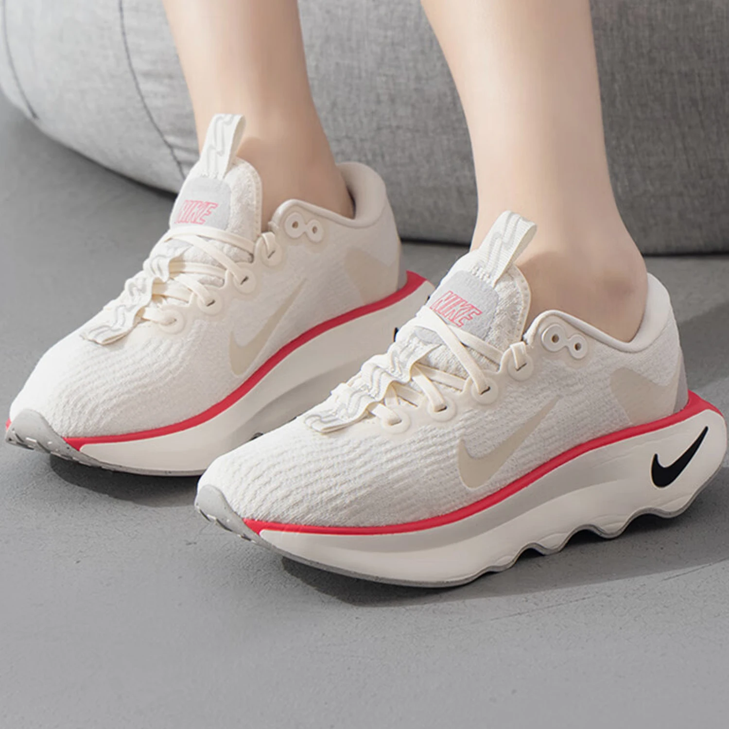 

Официальные осенние новые женские износостойкие дышащие спортивные кроссовки Nike DV1238-104