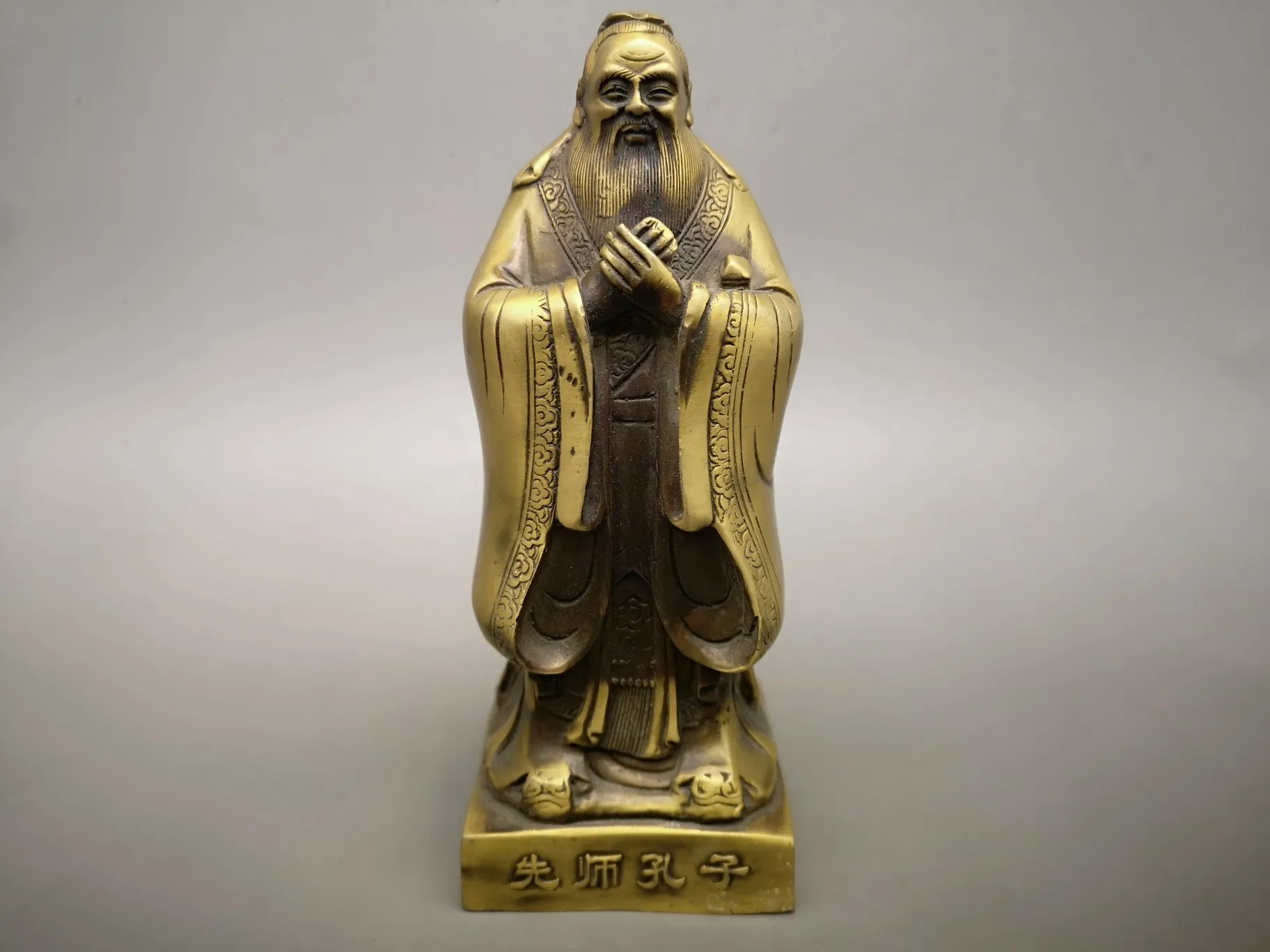 

Confucius Statue Brass Confucius Decorative Sculpture Handicraft Confucius Bronze Statue Souvenir Teacher Study Gift