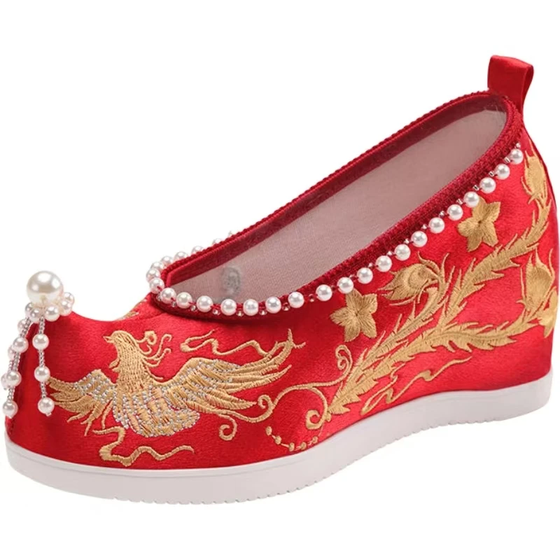 

Женские красные свадебные туфли на танкетке в этническом стиле с вышивкой, мягкая подошва, нескользящая обувь без шнуровки с бусинами и кисточками, туфли ханьфу