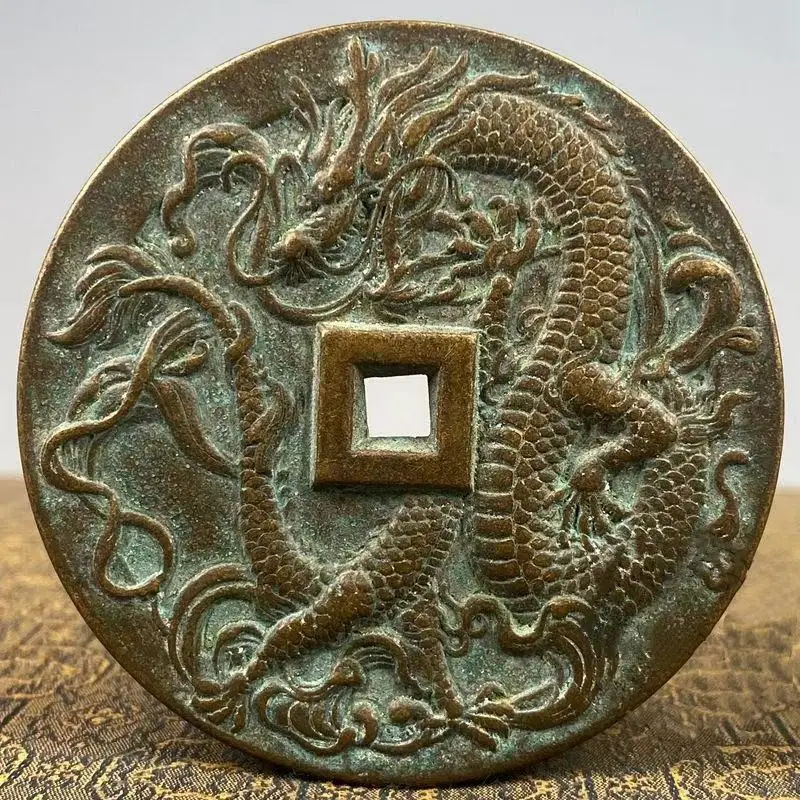 

Old Large Pure Copper Dragon Carved Coin for Collection Solid Fairy Loong Roaring in The Sea Ornament Home Decor Antique Monedas