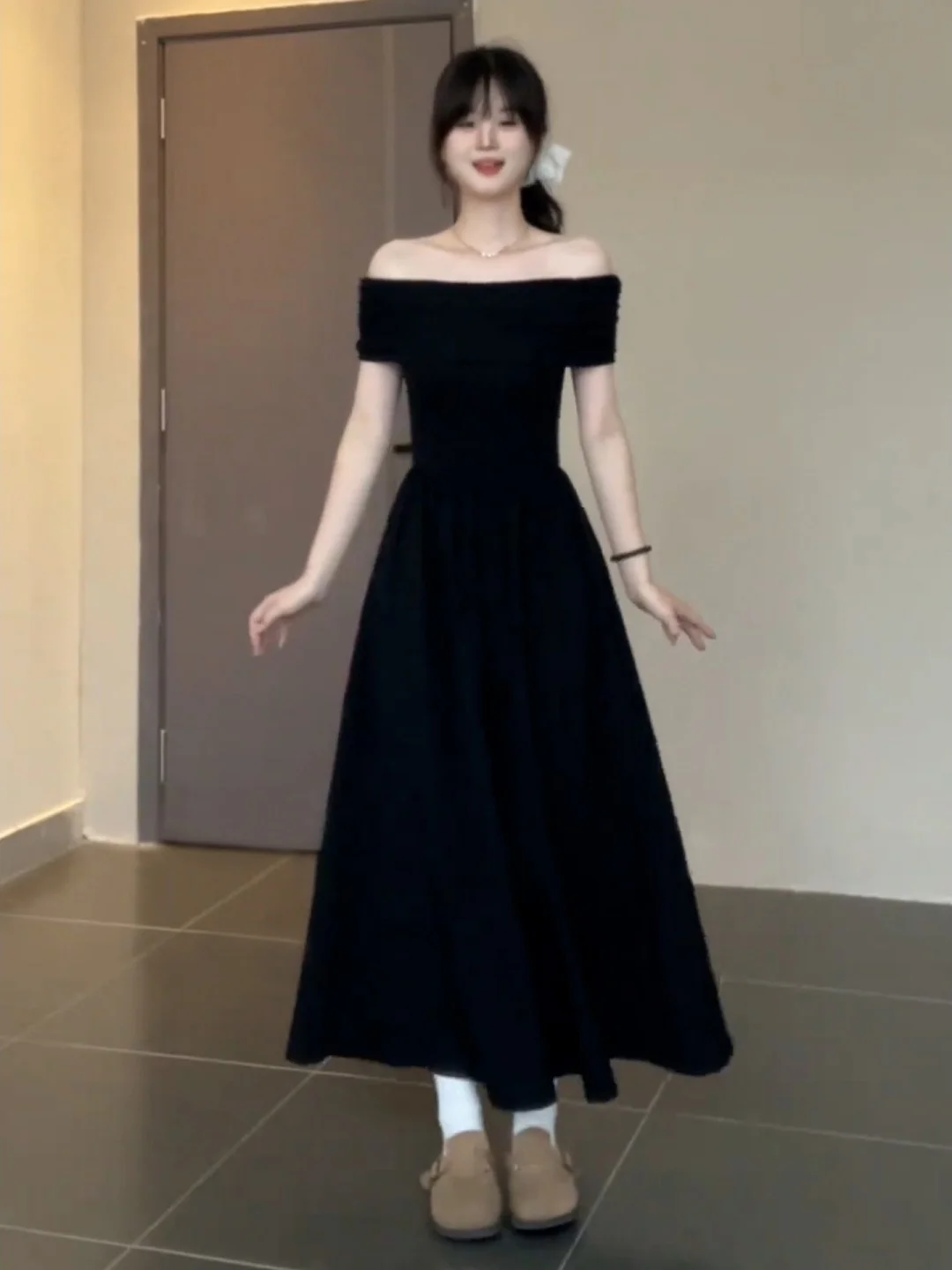 Ele Bla-Oulder Long… - image