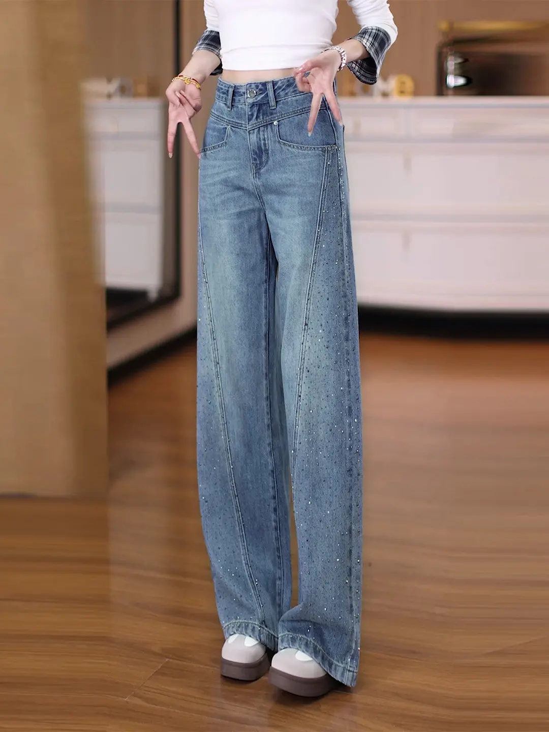 

Elegant High Waist Wide Leg Jeans Women's Fashionable Straight Cut Denim Pants Summer Casual Series Soft Fabric Wear Resistant