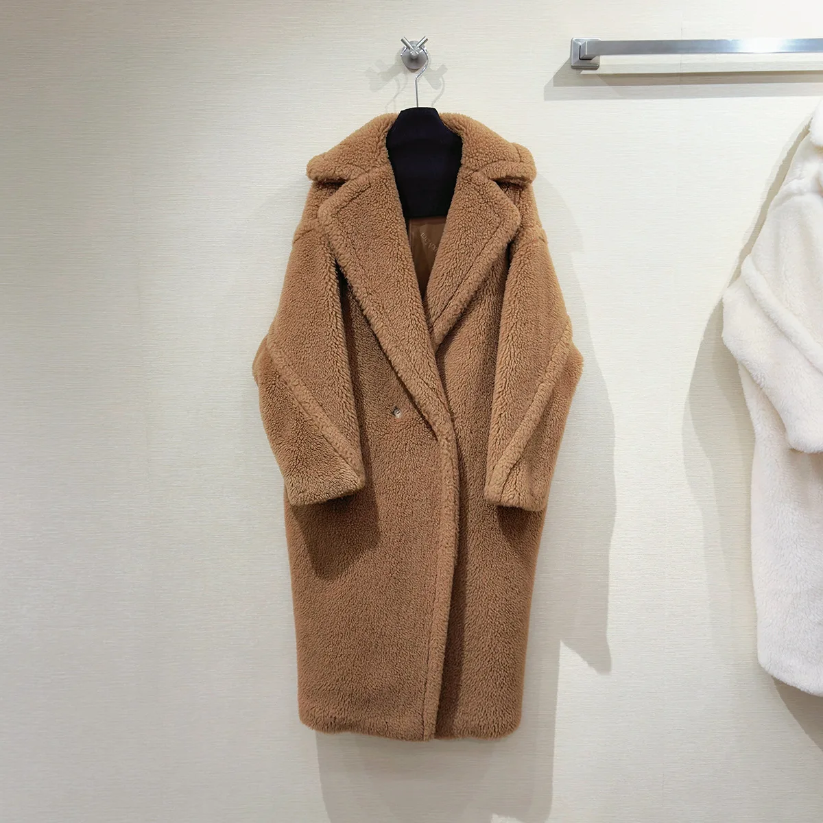 

2025 New Winter Women's Wool Coat Warm Long Design Loose Outerwear High Quality Coat