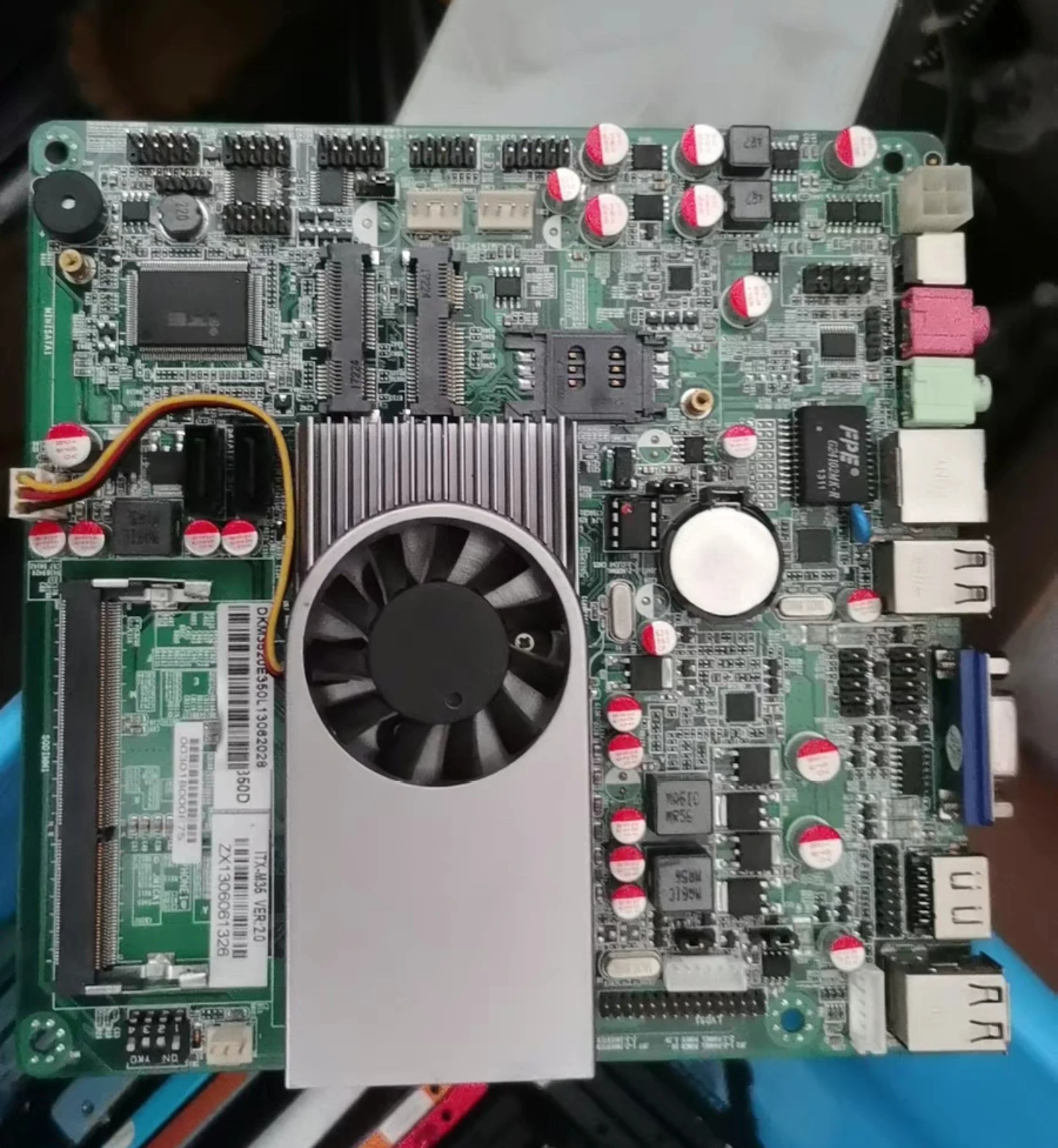 

For Area Industrial Control ITX-M35-E350L Main Board Hanzhi Star Integrated Machine Main Board Ultra-thin Main Board 17 * 17