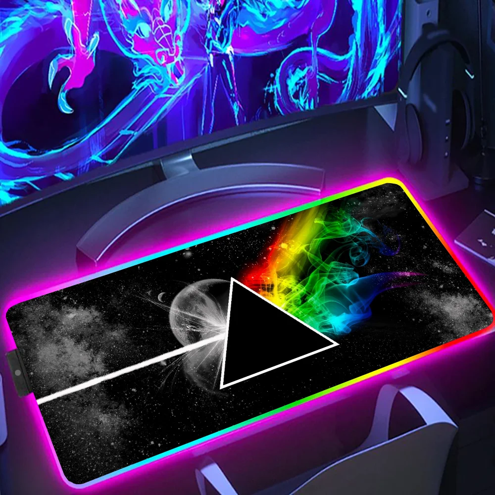 Alas Mouse RGB Pencahayaan LED - Esports Gaming Table ulasan dan harga