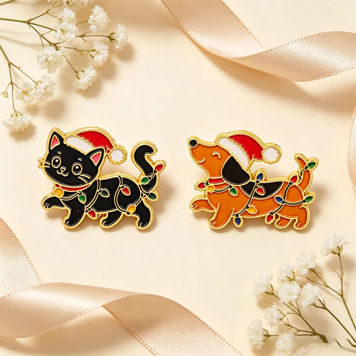 2er-Set Weihnachts-Emaille-Pins für Katzen und Hunde, Tier-Reversnadel, niedliches Haustier-Abzeichen für Rucksack, Jeansjacke, Dekoration, Geschenk – Detail 3