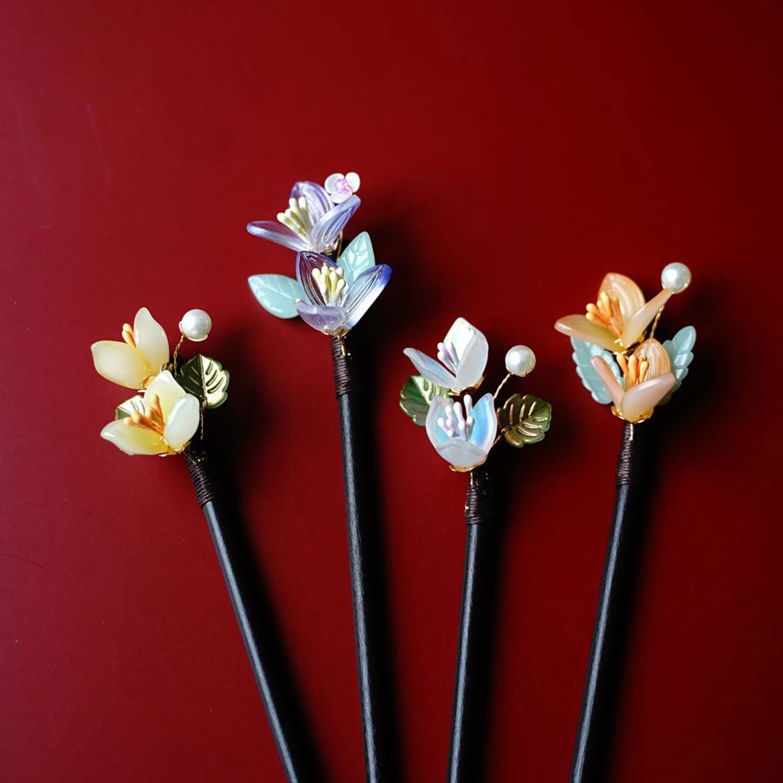 خمر النمط الصيني دبوس الشعر للنساء أنيقة خشبية زهرة الشعر عصا Hanfu شيونغسام فستان كامل الديكور إكسسوارات الشعر