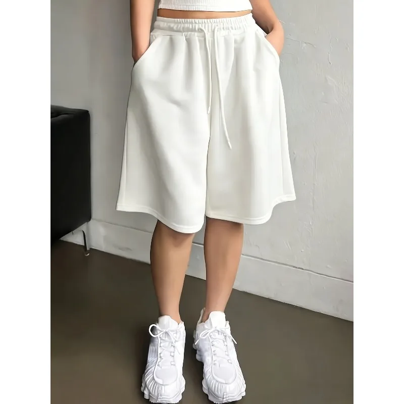 Plus size women's casual solid color, machine washable fabric, with drawstring pocket shorts, suitable for daily casual outings