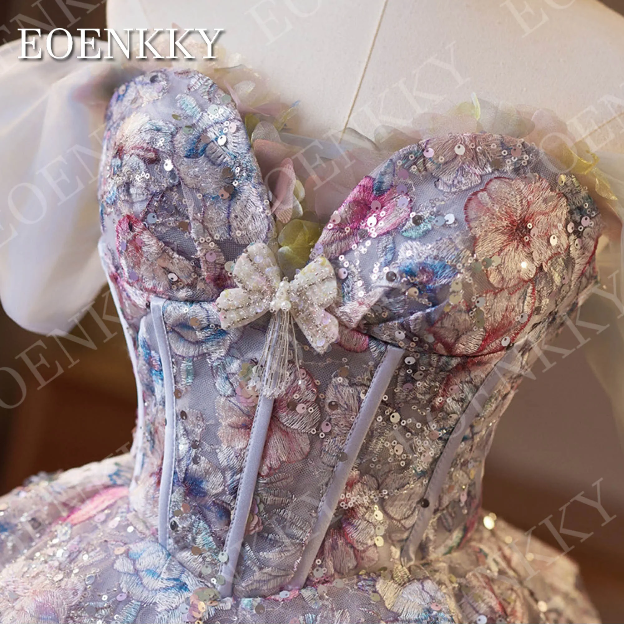 EOENKKY abiti da ballo corti viola chiaro per donna Glitter con spalle scoperte ricamo floreale con paillettes abito da festa gonfio personalizzato Abito da ballo corto viola chiaro per la donna Glitter Off Spalla Flor