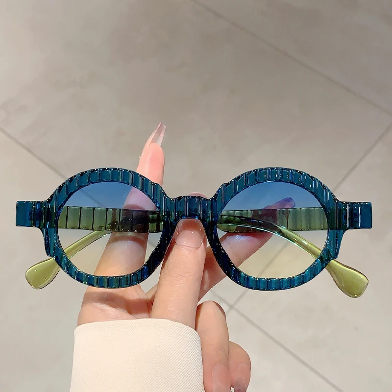 KAMMPT Vintage okrągłe okulary przeciwsłoneczne 2024 nowe stylowe wielokolorowe odcienie plażowe kobiety modna moda luksusowy Design wakacyjne okulary przeciwsłoneczne