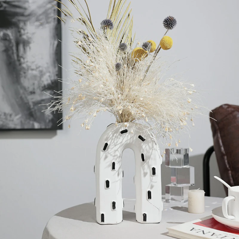 

Modern Black Square Spot Abstract Creative Arch Flower Pot Living Room Dining Table Coffee Table Ceramic Vase Desktop Decoration