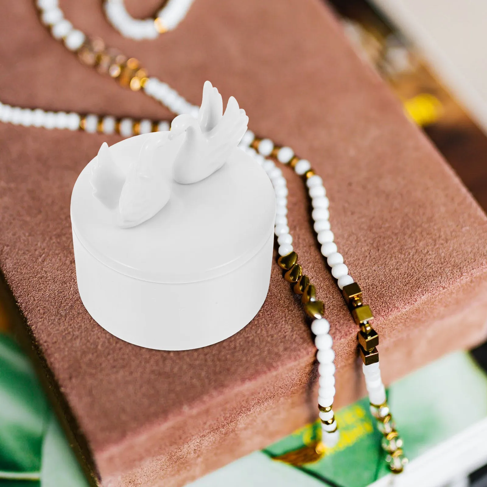

Ceramic Swan Jewelry Organizer Box Small Desktop Storage Case for Earrings Rings Bracelets Necklaces Scrunchies Home Travel Use
