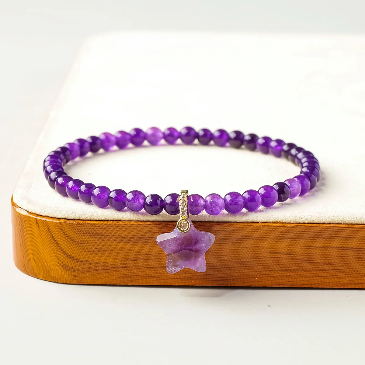 1PC Natural Crystal Round Bead Bracelet with Amethyst & Rose Quartz Star Pendant – Simple & Stylish Design, Gift for Holidays