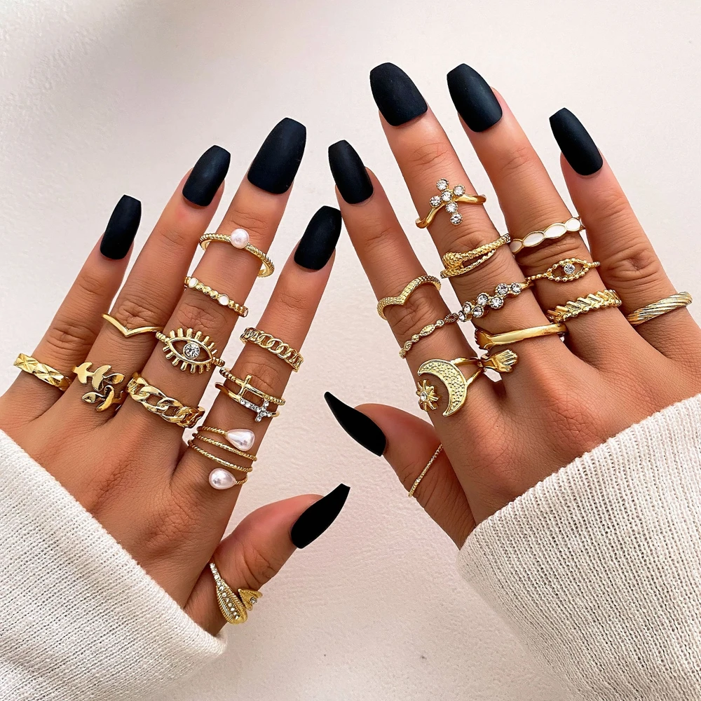 

IPARAM Punk Women's Rings Set Crystal Eyes Leaves Star Moon Vintage Bohemia Finger Rings for Women Fashion Jewelry Wholesale