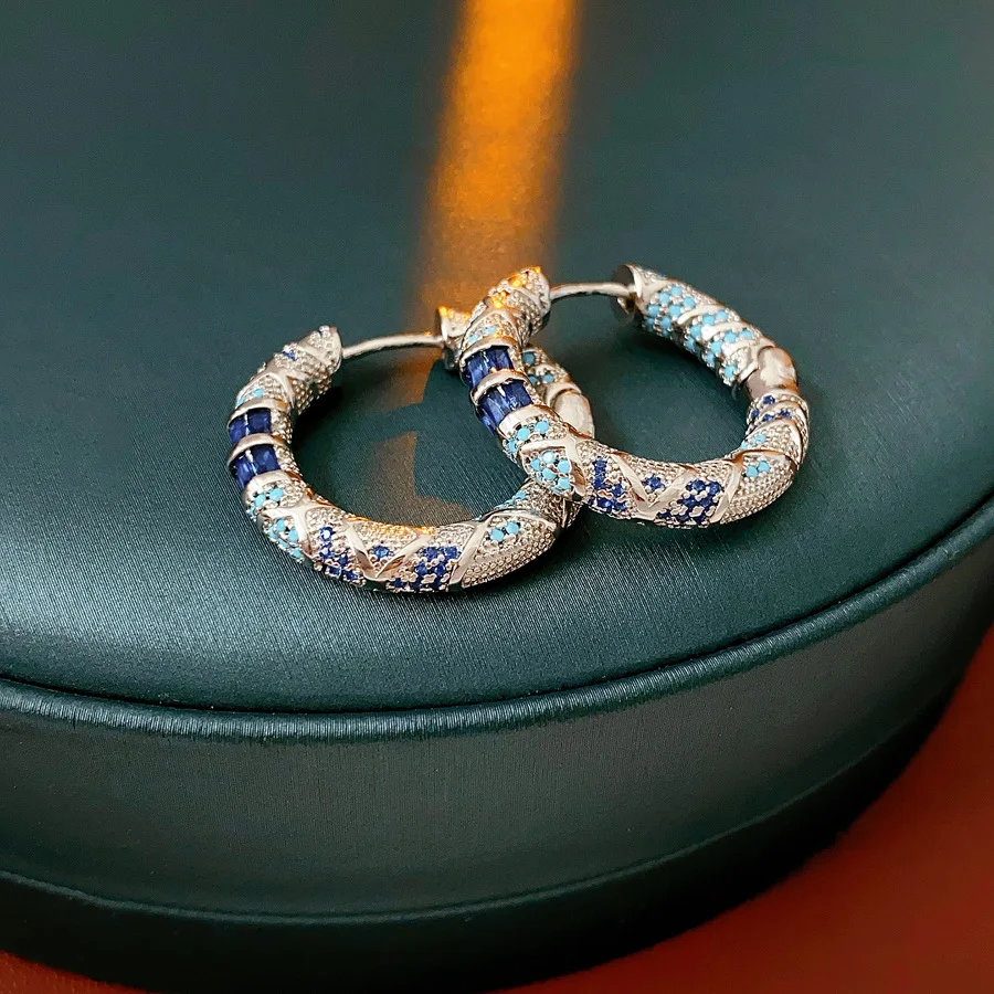 Thumbnail 3 - #61 Top Hoop Earrings Picks for Every Budget