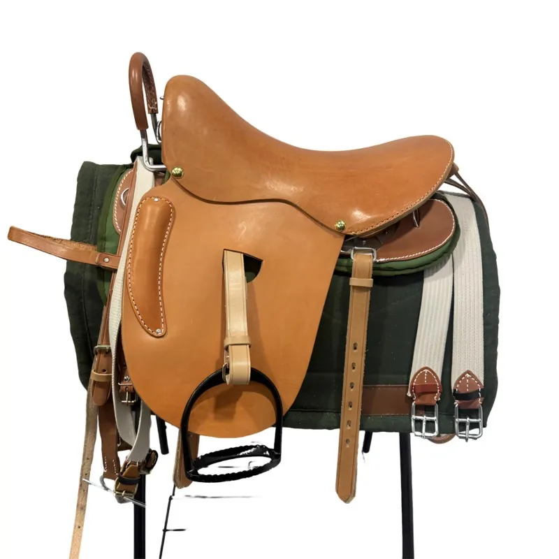 Full Set of First-layer Cowhide Military Pommeled Horse Saddles,Three-pattern Horse Equipment Tourists Riding Saddle
