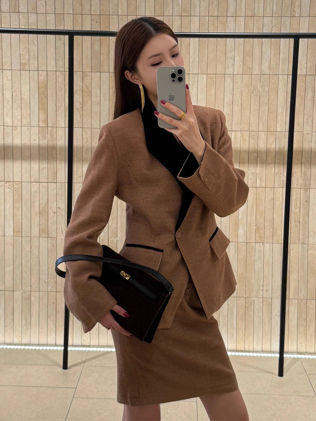 Elegant Autumnal Women's Suit Set High Waist Tailored  And Skirt Two-Piece Ensemble Casual Yet Sophisticated Fashion