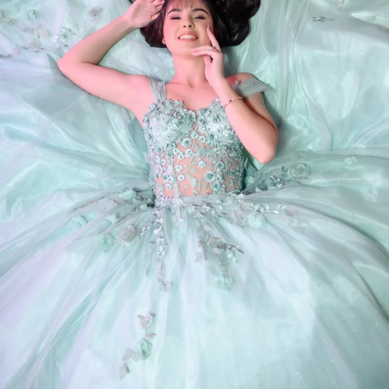 

Simple Mint Green Quinceanera Dresses Off the Shoulder Pearl Decal 3D Flower Long tail Bow Vestido De 15 Quinceanera Customize