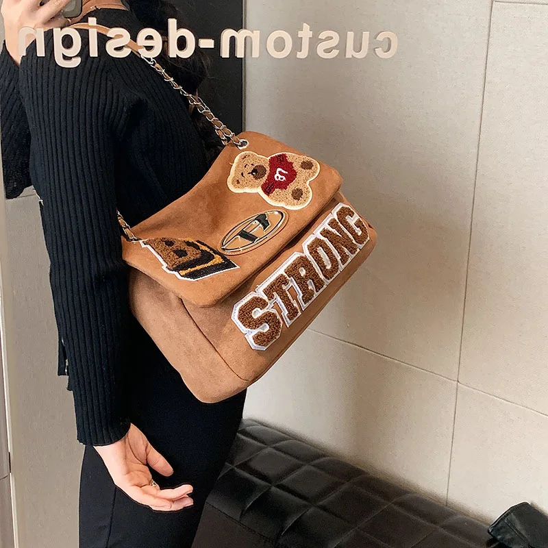 

Tote Bag for Women, Large Capacity Retro 2024 New Autumn and Winter Hot Item, Morning Eight Commuting Shoulder Bag Un Sac Épaule