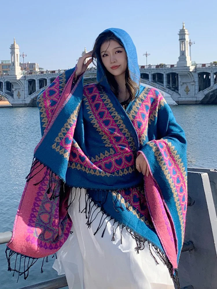 GypsyLady Vintage Knitted Chic Cloaks Capes Hooded Boho Spring Auturm Warm Blue Women Ethnic Capes Tassels Cloak Poncho Outwear