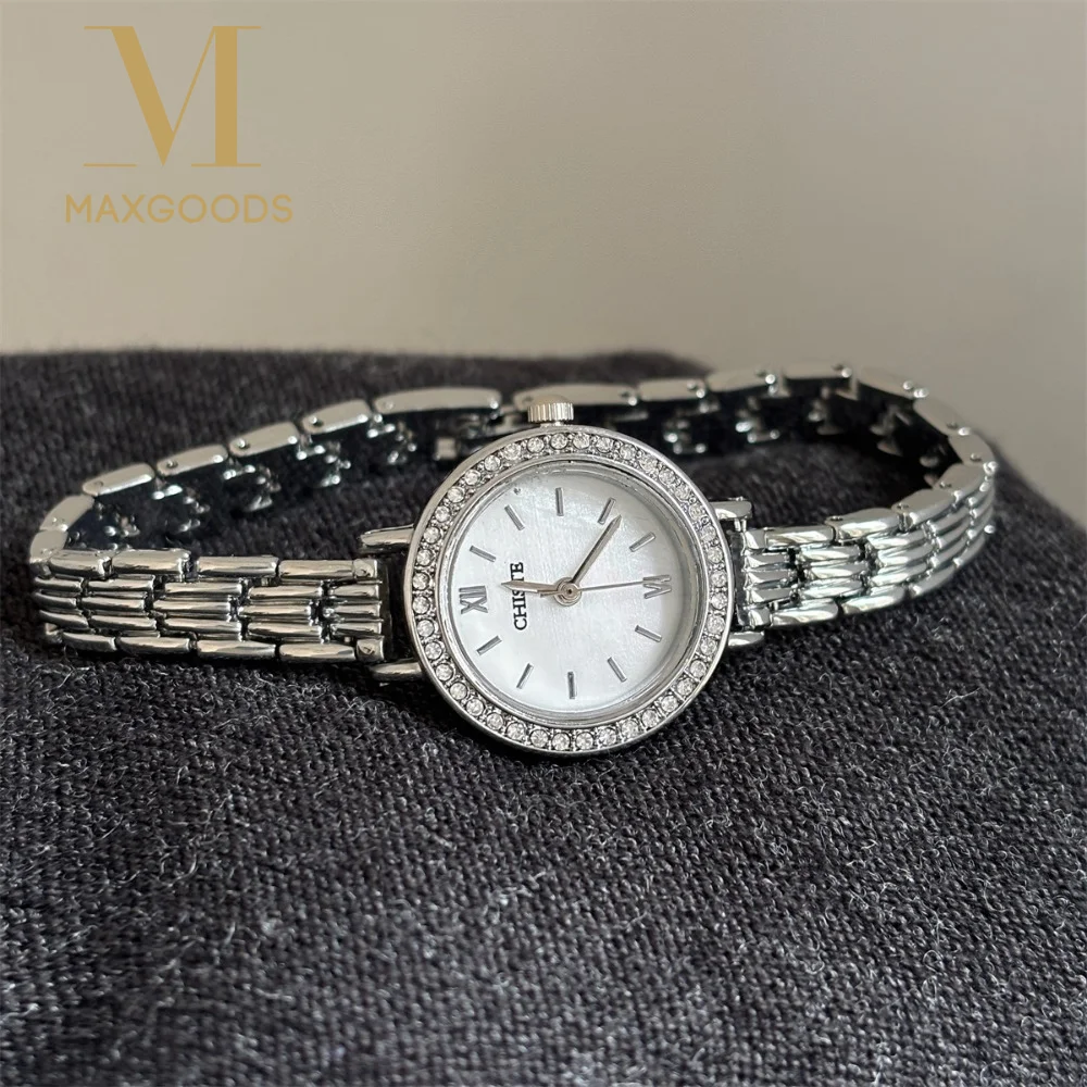 

New Round Dial Bracelet Watch Bracelet Strap Diamond Inlaid Quartz Watch Gift Elegant Ladies Watch For Women
