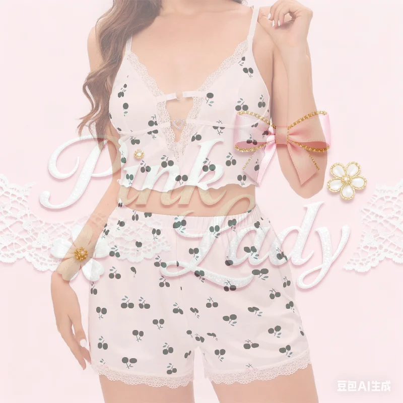 

Летний кружевной лоскутный комплект с сексуальной пижамой на подтяжках и домашние шорты