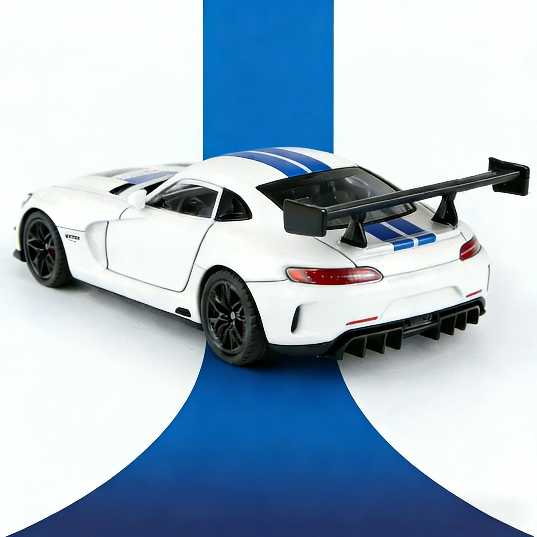 

Для 1:32 Dodge viper модель автомобиля из сплава подарки рулевое управление амортизация детская акустооптическая имеет функцию звука и освещения