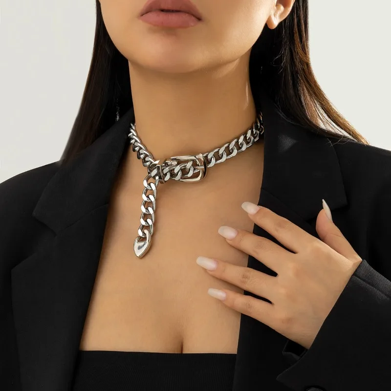 1pcs Women' Necklace With Thick Chain Clear Striped Path Trendy And Sexy Cool Necklace West Coast Style Thick Necklace