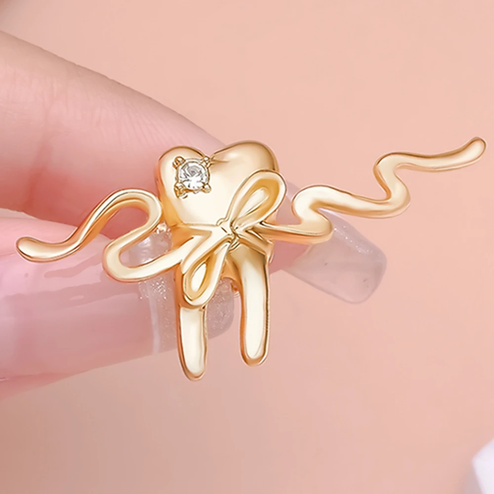 

Medsor Exquisite Dental Bow Medicine Pin Brooch Inlaid Crystal Backpack Badge Jewelry Gifts for Dentist Doctor Assistant Nurse