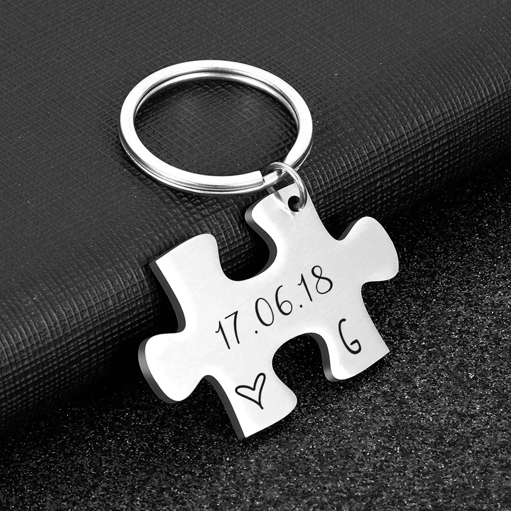 2PCS Couple Keychain Gifts for Husband Wife Boyfriend Girlfriend Valentines Customized Date and Two Initials Keychains for Him