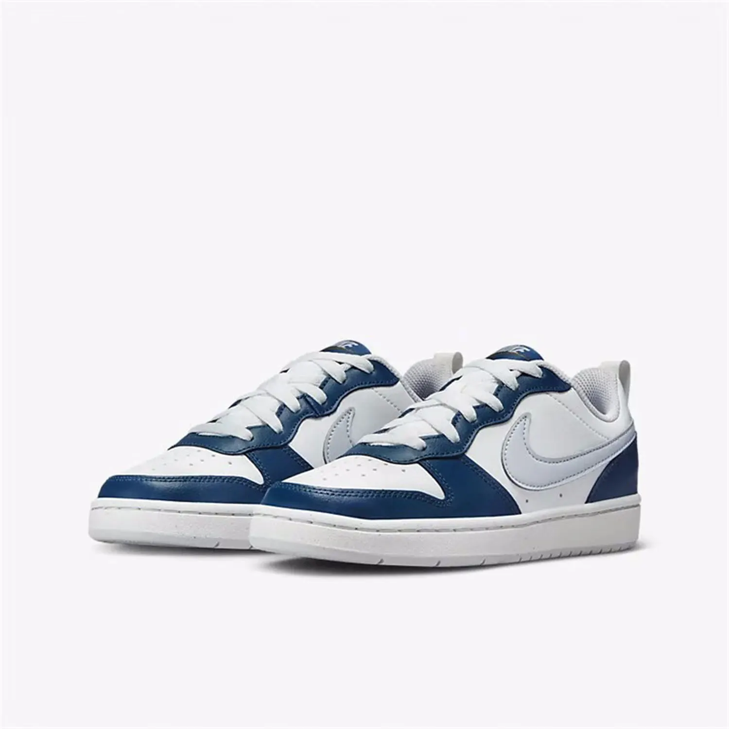 

Nike Authentic Current Season New Style Women's GS Youth Sports Low-Top Sneakers BQ5448-121