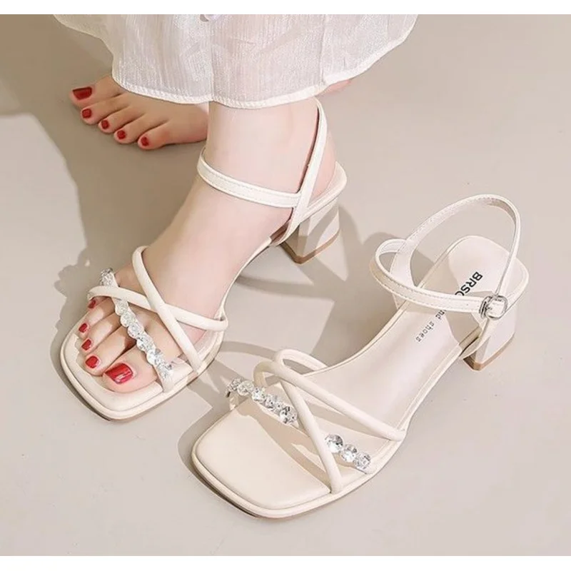 

New Summer French Style Rhinestone Square-Toed Sandals Open-toe high-heeled shoes with a chunky heel and a single strap Simple a