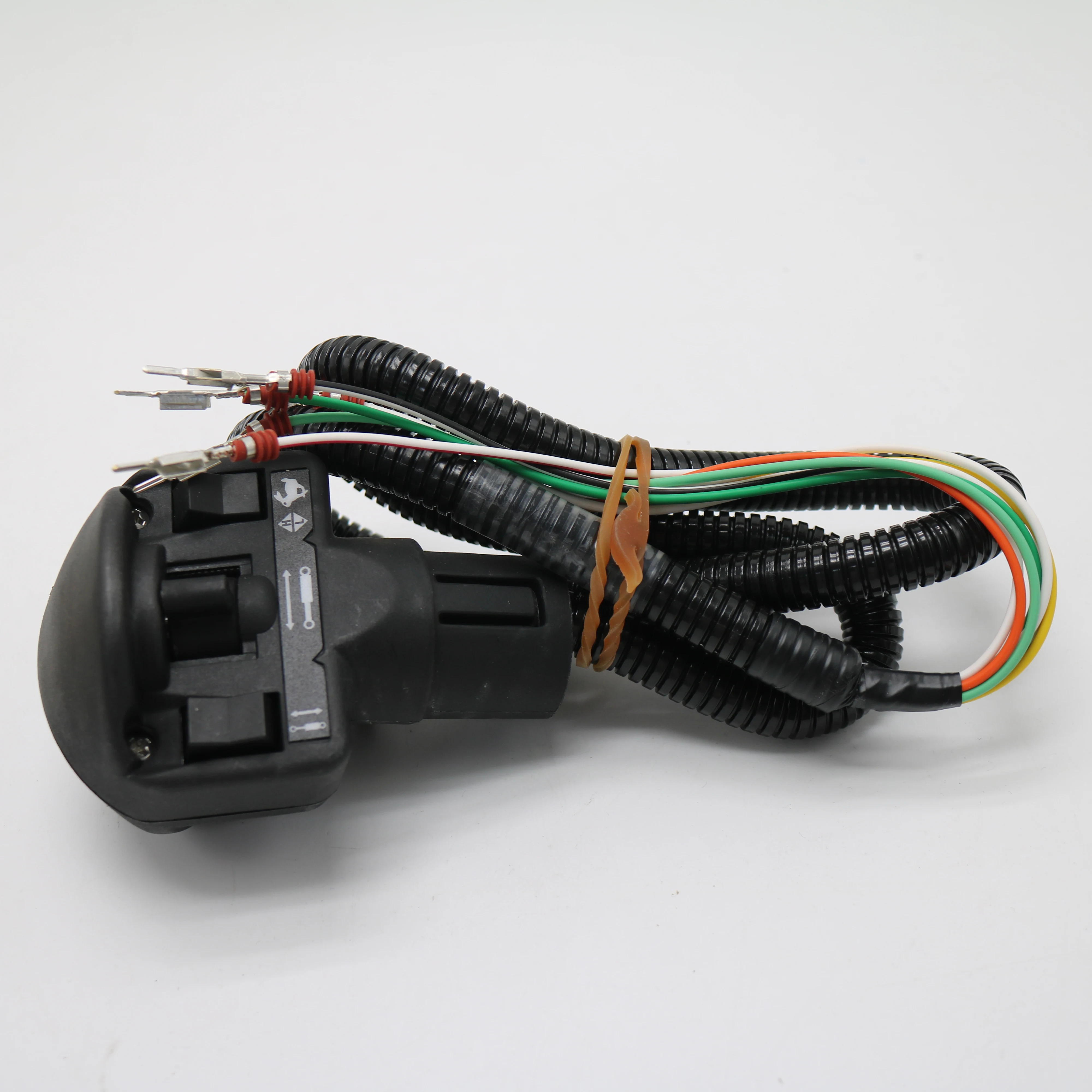 

6680418 Right Auxiliary Four Switch Handle Compatible with Bobcat 751 753 763 773 863 873 963 S130 S150 S160 S185 High Quality