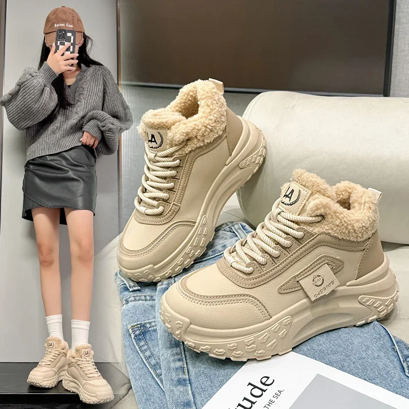 أحذية جولف نسائية لزيادة الارتفاع بالإضافة إلى أحذية تدريب لاعبي الجولف من القطيفة مريحة للنساء أحذية رياضية للمشي على الجليد الحراري