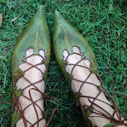 Medieval Re-tro Fairy Shoes Elf Witch Leaves Lace Up for Women Summer Vintage Cosplay Costumes Bandage Green Pointed Shoes 2021