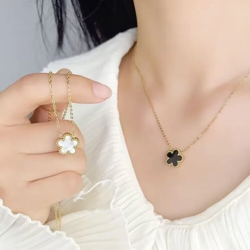 

18k Gold Plated Five-Leaf Flower Necklace Double Sided Stainless Steel Clover Elegant Pendant Charm Clavicle Chain Jewelry Gifts