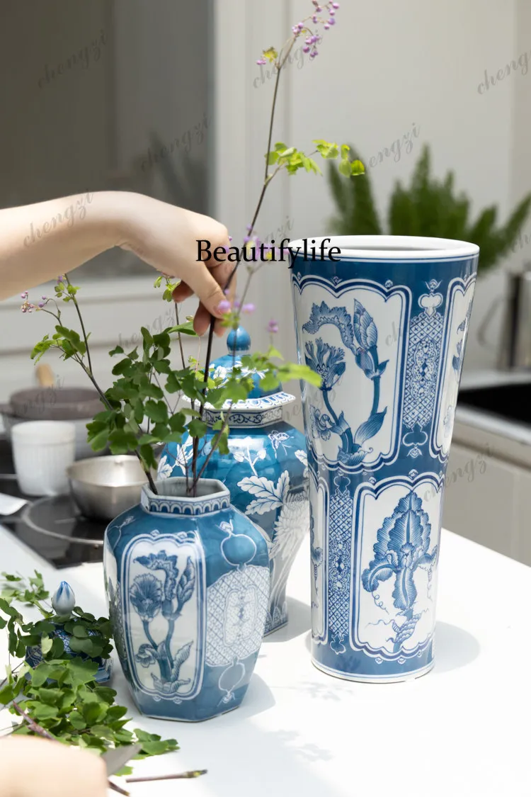 High tube blue and white, underglaze hand-painted iris, town house flower ornament New Year's flower vase