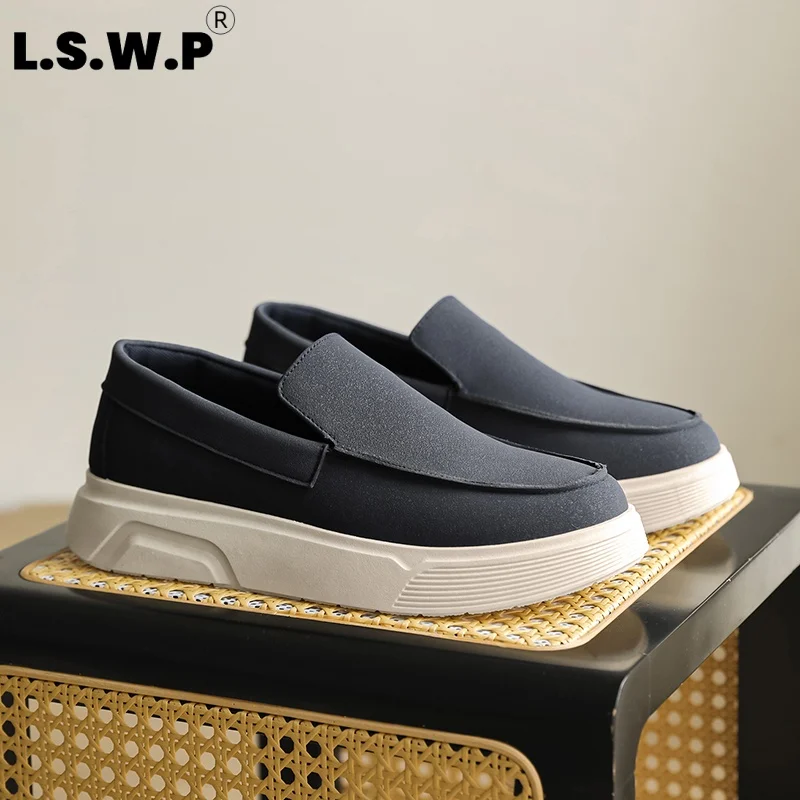 Men's Loafers Korean-Style Thick-Soled Slip-On Casual Loafers for Men, with a Delicate Velvet-Like Upper That Is Easy to Maintain, Lace-Free Design for Convenience and Speed, Non-Slip Thick Sole for Shock Absorption and Comfort, Available in Multiple Colors, Perfect for a Simple and Casual Daily Outfit.