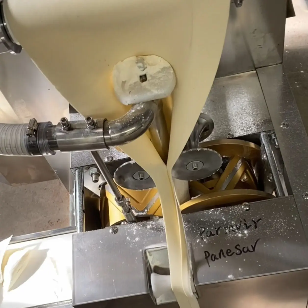 Máquina Automática para Hacer Curry Puff, Máquina para Hacer Jiaozi de Acero Inoxidable, Máquina para Hacer Samosas, 7000 Piezas/H