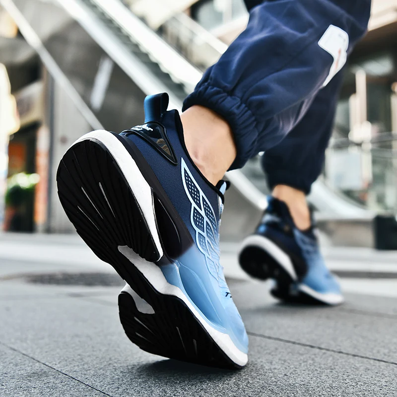 أحذية رياضية جديدة من الفشار للرجال أحذية أنيقة بحزام مستدير الرأس أحذية الجري للرجال أحذية كاجوال مانعة للانزلاق ممتصة للصدمات